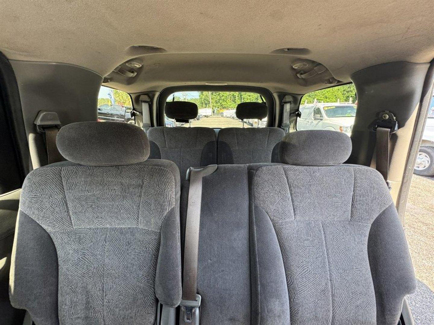 2003 Black /Grey Chevrolet Trailblazer (1GNET16SX36) with an 4.2l I-6 MPI Dohc 4.2l engine, Automatic transmission, located at 745 East Steele Rd., West Columbia, SC, 29170, (803) 755-9148, 33.927212, -81.148483 - Special Internet Price! 2003 Chevrolet Trailblazer with AM/FM radio, Cloth interior, 3rd row seating, Powered driver seat, Powered windows, Powered door locks, Plus more! - Photo#23