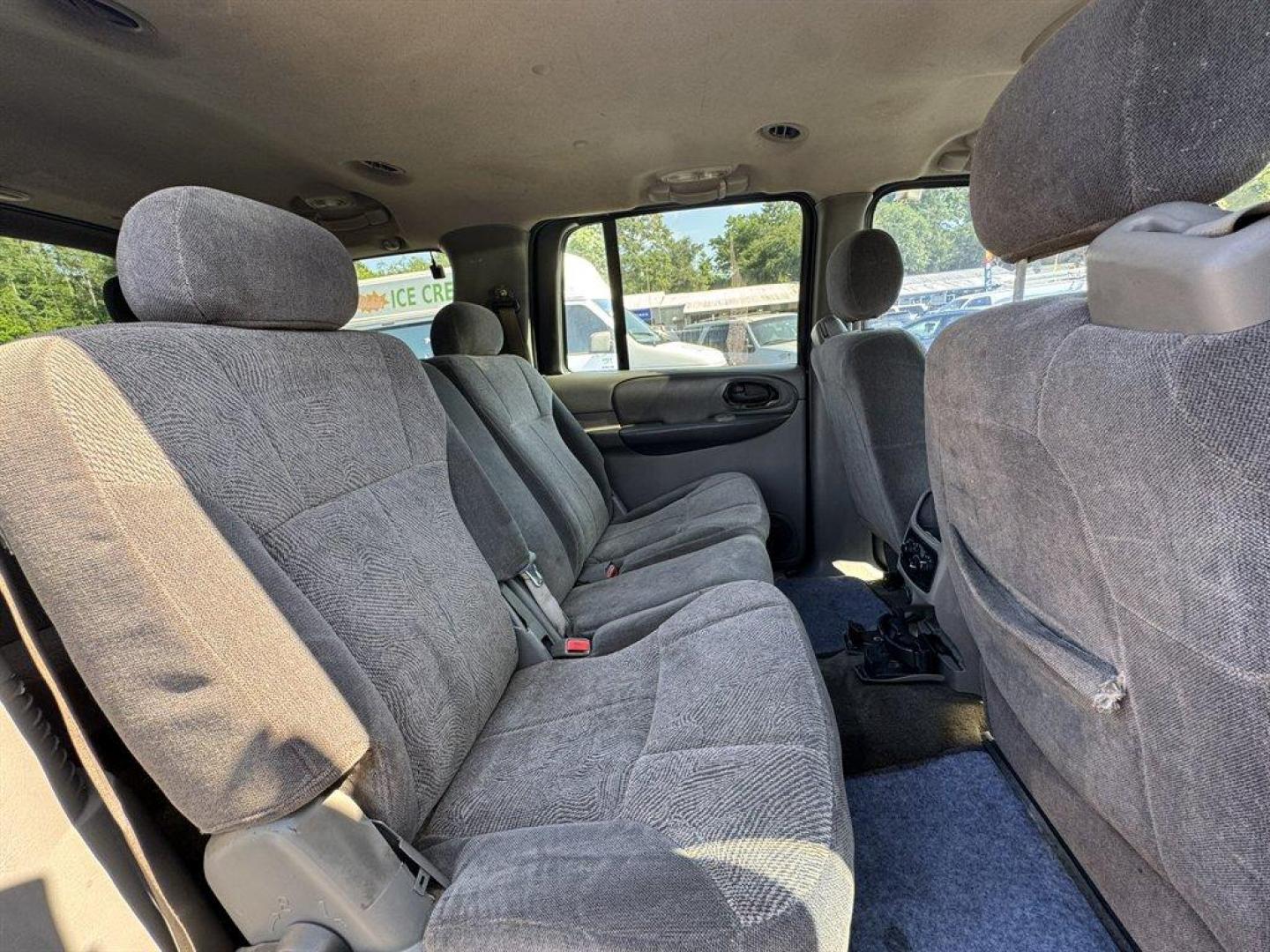 2003 Black /Grey Chevrolet Trailblazer (1GNET16SX36) with an 4.2l I-6 MPI Dohc 4.2l engine, Automatic transmission, located at 745 East Steele Rd., West Columbia, SC, 29170, (803) 755-9148, 33.927212, -81.148483 - Special Internet Price! 2003 Chevrolet Trailblazer with AM/FM radio, Cloth interior, 3rd row seating, Powered driver seat, Powered windows, Powered door locks, Plus more! - Photo#26