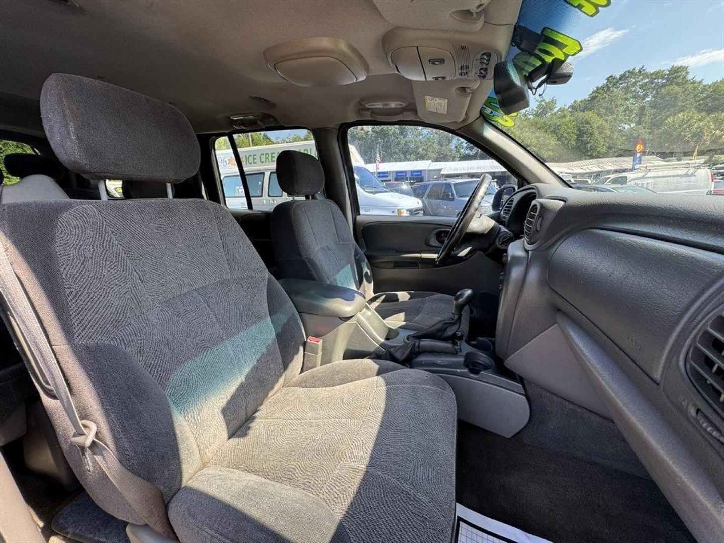 2003 Black /Grey Chevrolet Trailblazer (1GNET16SX36) with an 4.2l I-6 MPI Dohc 4.2l engine, Automatic transmission, located at 745 East Steele Rd., West Columbia, SC, 29170, (803) 755-9148, 33.927212, -81.148483 - Special Internet Price! 2003 Chevrolet Trailblazer with AM/FM radio, Cloth interior, 3rd row seating, Powered driver seat, Powered windows, Powered door locks, Plus more! - Photo#28