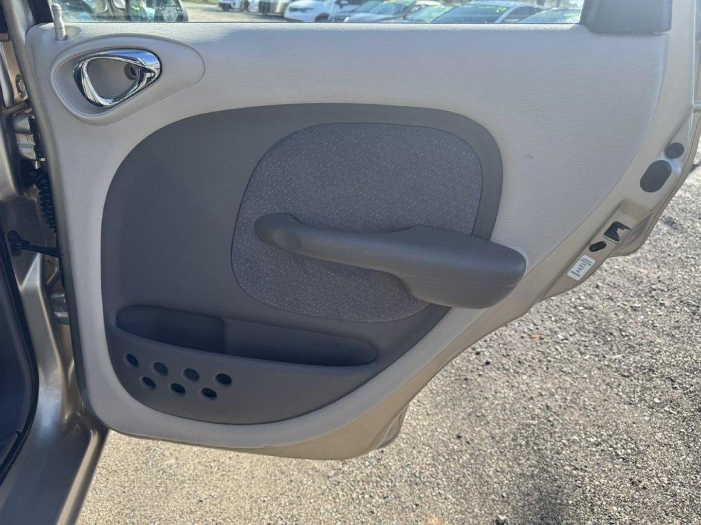 2003 Gold /Beige Chrysler PT Cruiser Base (3C4FY48B13T) with an 2.4l I-4 MPI 2.4l engine, Auto transmission, located at 745 East Steele Rd., West Columbia, SC, 29170, (803) 755-9148, 33.927212, -81.148483 - Special Internet Price! 2003 Chrysler PT Cruiser - Photo#16