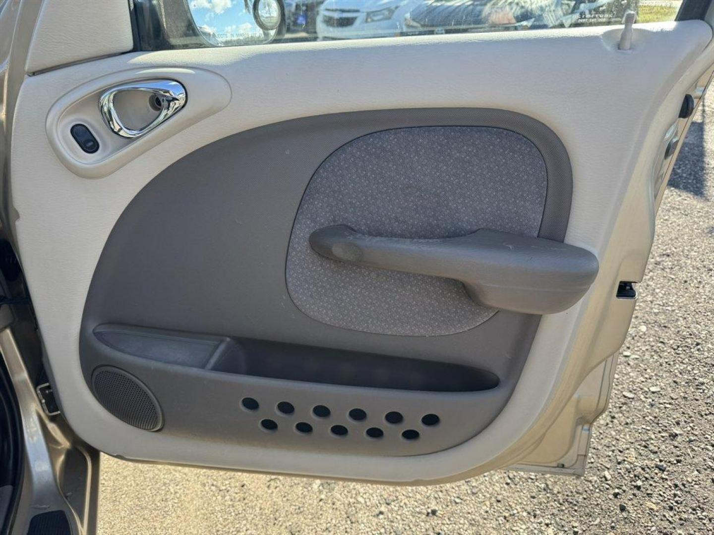 2003 Gold /Beige Chrysler PT Cruiser Base (3C4FY48B13T) with an 2.4l I-4 MPI 2.4l engine, Auto transmission, located at 745 East Steele Rd., West Columbia, SC, 29170, (803) 755-9148, 33.927212, -81.148483 - Special Internet Price! 2003 Chrysler PT Cruiser - Photo#18