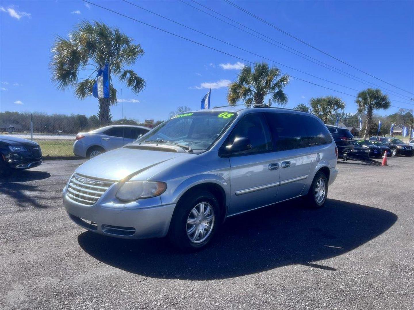 2005 Blue /Grey Chrysler Town and Country Touring (2C4GP54L55R) with an 3.8l V6 MPI 3.8l engine, Auto transmission, located at 745 East Steele Rd., West Columbia, SC, 29170, (803) 755-9148, 33.927212, -81.148483 - Special Internet Price! 2005 Chrysler Town and Country with AM/FM radio, Cruise control, Cloth interior, 3rd row seating, Rear powered sliding doors, Powered windows, Powered door locks, Plus more! - Photo#0
