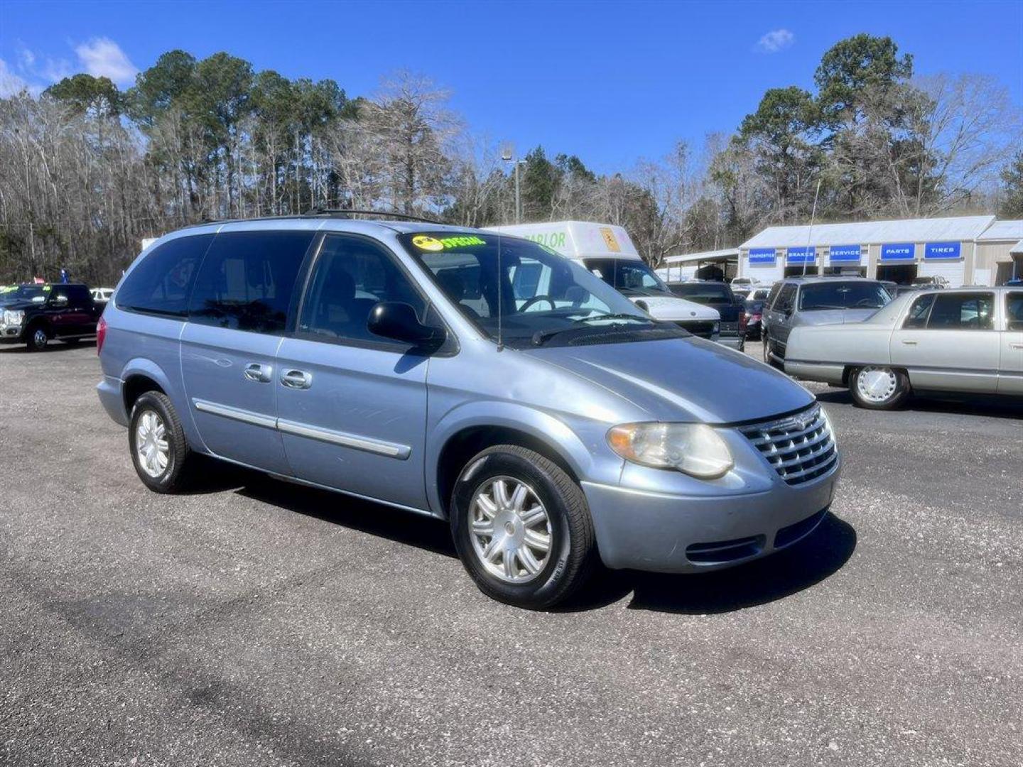 2005 Blue /Grey Chrysler Town and Country Touring (2C4GP54L55R) with an 3.8l V6 MPI 3.8l engine, Auto transmission, located at 745 East Steele Rd., West Columbia, SC, 29170, (803) 755-9148, 33.927212, -81.148483 - Special Internet Price! 2005 Chrysler Town and Country with AM/FM radio, Cruise control, Cloth interior, 3rd row seating, Rear powered sliding doors, Powered windows, Powered door locks, Plus more! - Photo#2