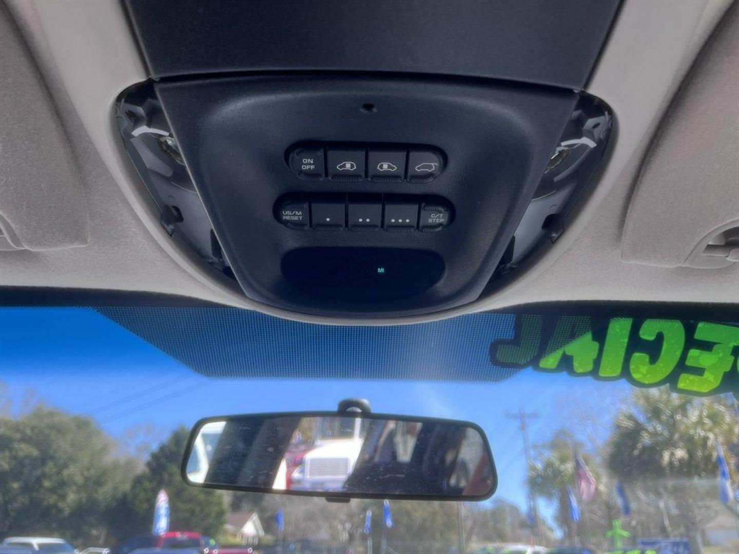 2005 Blue /Grey Chrysler Town and Country Touring (2C4GP54L55R) with an 3.8l V6 MPI 3.8l engine, Auto transmission, located at 745 East Steele Rd., West Columbia, SC, 29170, (803) 755-9148, 33.927212, -81.148483 - Special Internet Price! 2005 Chrysler Town and Country with AM/FM radio, Cruise control, Cloth interior, 3rd row seating, Rear powered sliding doors, Powered windows, Powered door locks, Plus more! - Photo#14