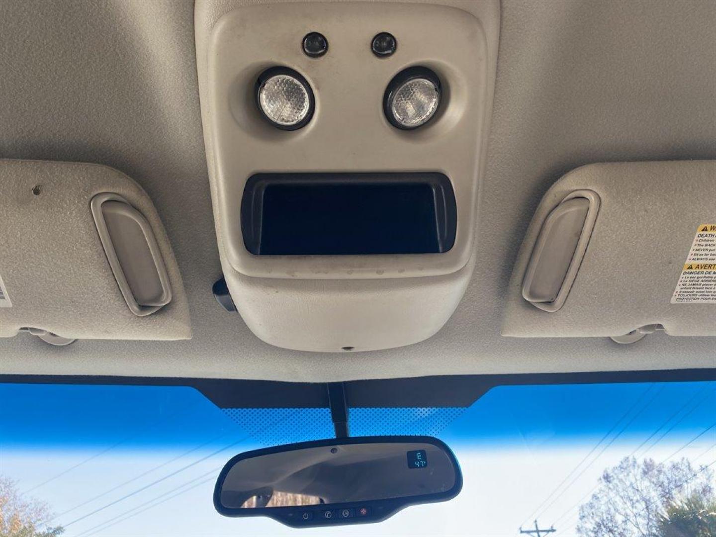 2006 White /Grey GMC Sierra 2500 (1GTHK23D16F) with an 6.6l V8 DI DSL T/C 6.6l engine, Automatic transmission, located at 745 East Steele Rd., West Columbia, SC, 29170, (803) 755-9148, 33.927212, -81.148483 - SPECIAL INTERNET PRICE - Photo#13